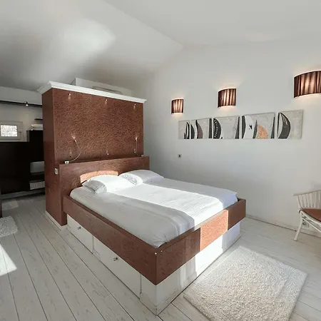 Maison De Charme, Piscine Et Clim - 10 Pers.