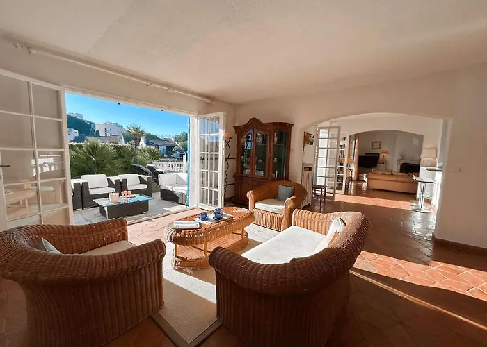 Ferienhaus Maison De Charme, Piscine Et Clim - 10 Pers. - Fr-1-868-37 Grimaud